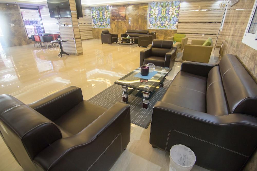 Al- Reef Hotel Units - Lobby Sitting Area