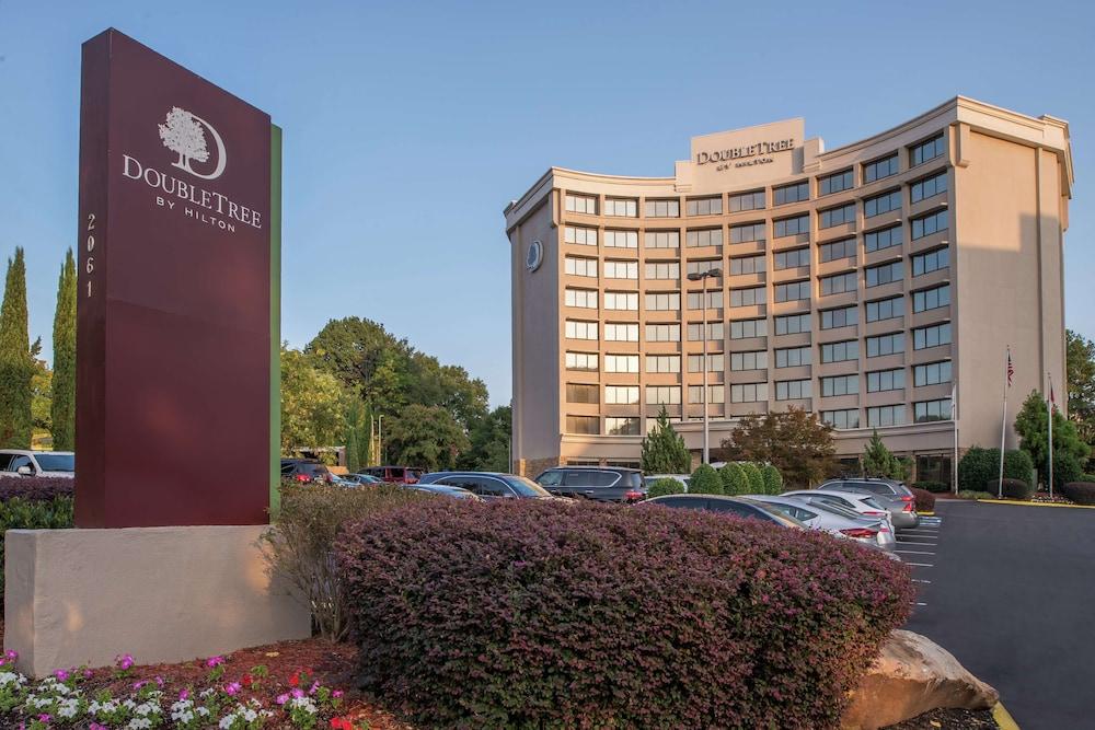 DoubleTree by Hilton Hotel Atlanta North Druid Hills-Emory Area - Featured Image