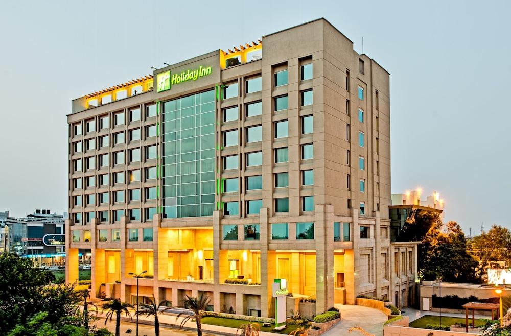Holiday Inn Amritsar Ranjit Avenue, an IHG Hotel - Featured Image