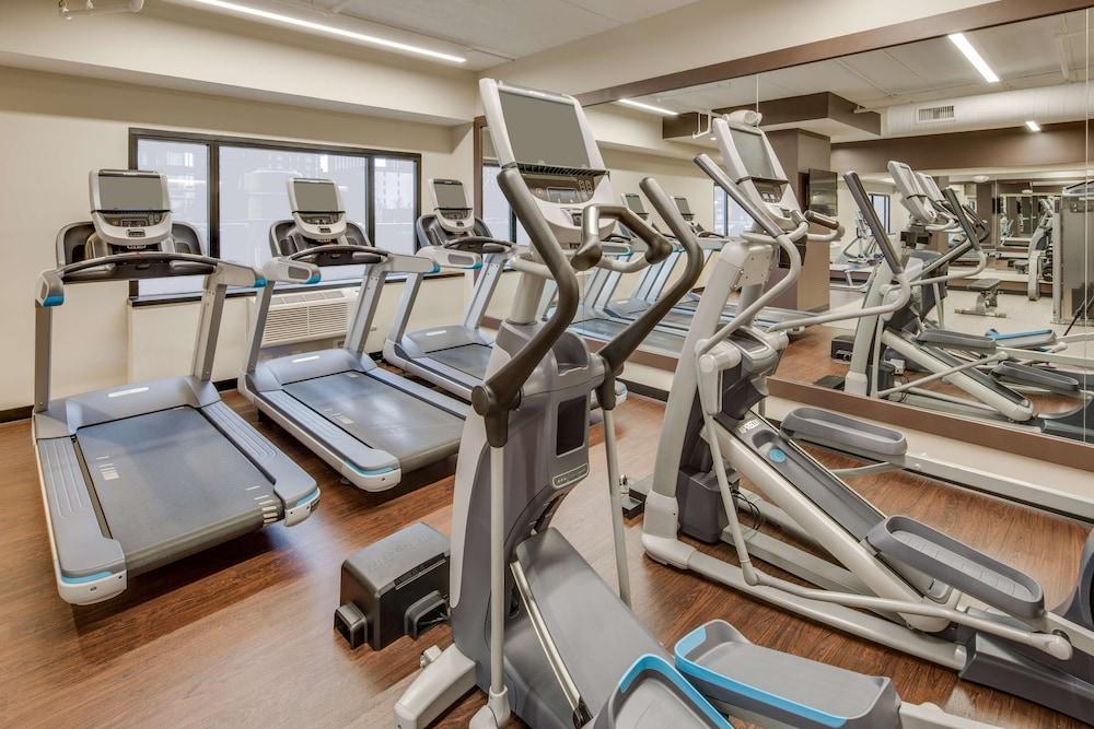 DoubleTree by Hilton Hotel & Suites Jersey City - Fitness Facility