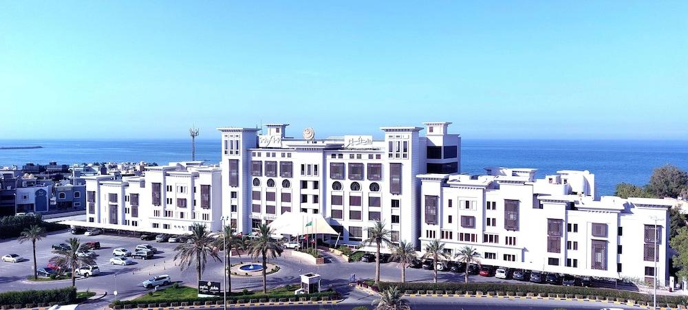 فندق سفير الفنطاس الكويت - Featured Image