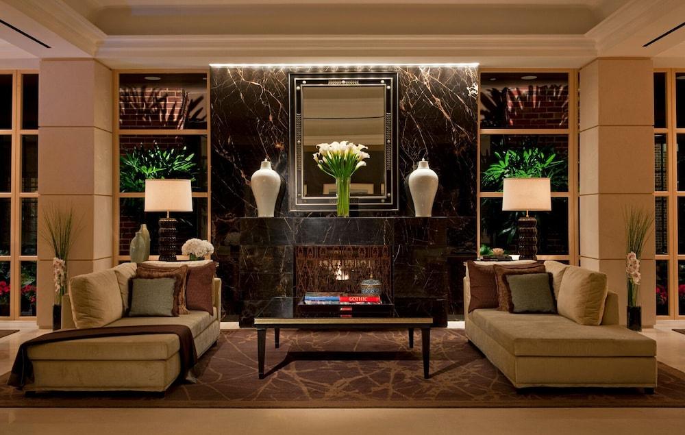 Four Seasons Hotel Washington DC - Lobby
