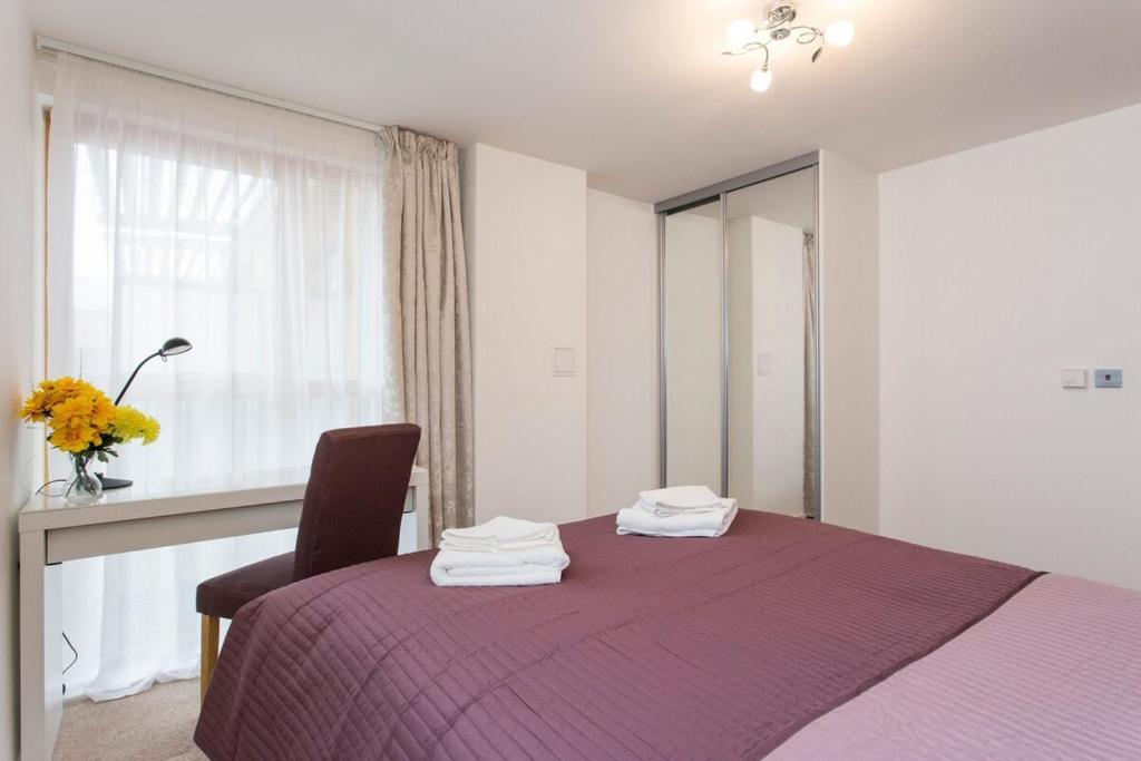 Luxury 1-Bed Apartment With Balcony In Greenwich - Other