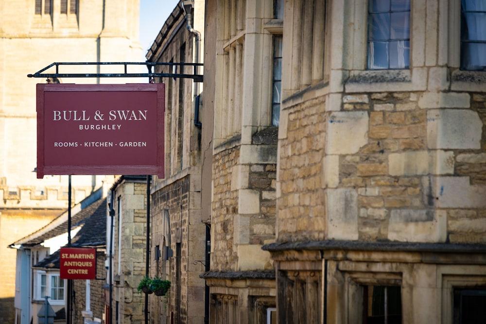 The Bull And Swan - Featured Image