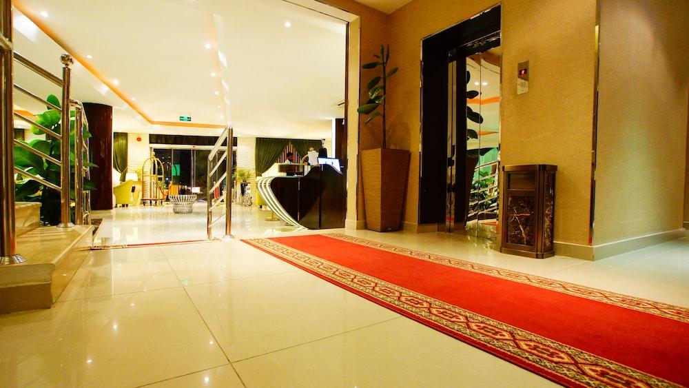 Sama Al Qaser Hotel Apartments - Lobby