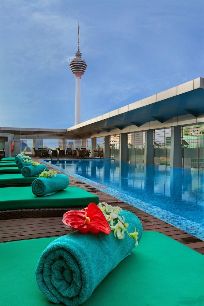 PARKROYAL Serviced Suites Kuala Lumpur - Rooftop Pool