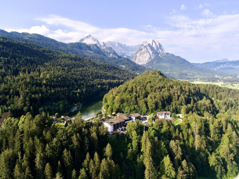 Riessersee Hotel - Featured Image
