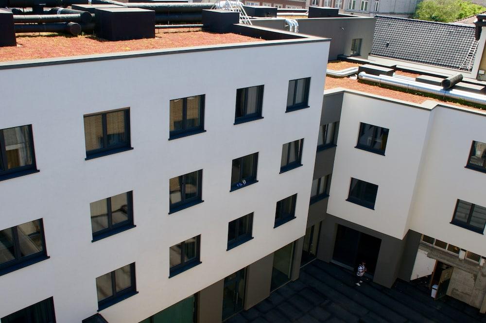 Hôtel Van Belle - Property Grounds