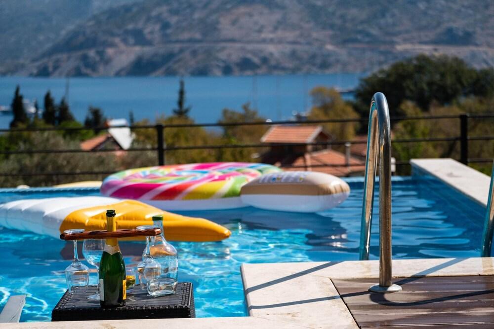 Gala Selimiye - Pool