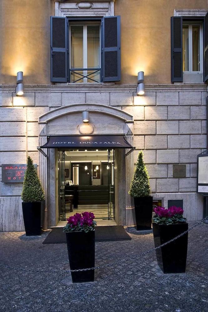 Hotel Duca d'Alba - Featured Image