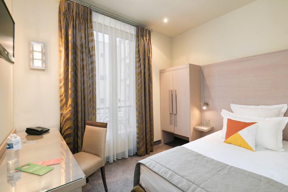 Hotel Le Cardinal - Room