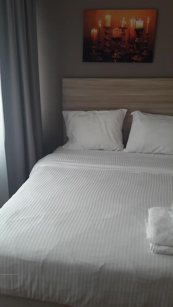 Hotel Liva Suite - Room
