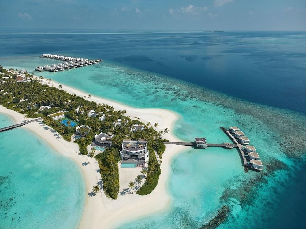 Jumeirah Maldives Olhahali Island - Aerial View