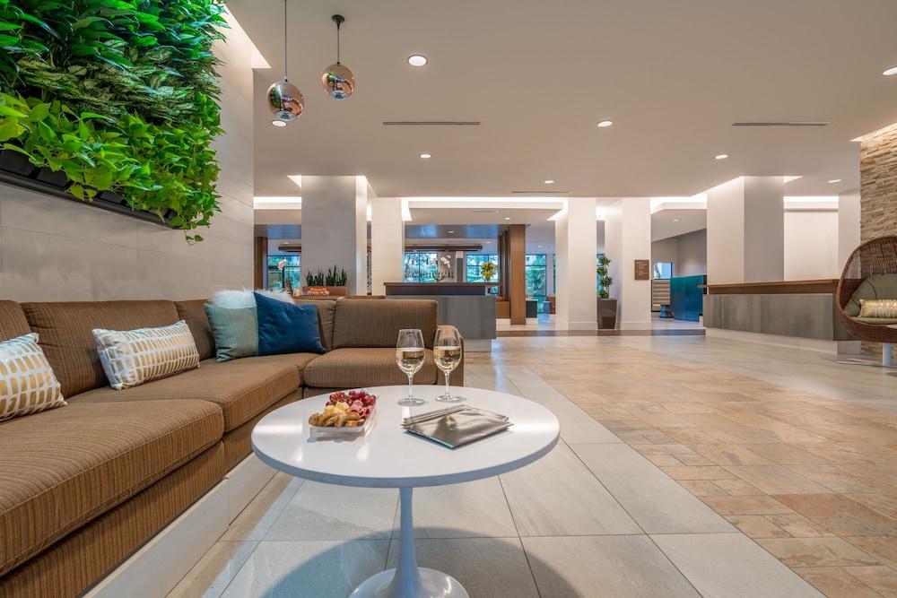 The Grove Resort & Water Park Orlando - Lobby Sitting Area