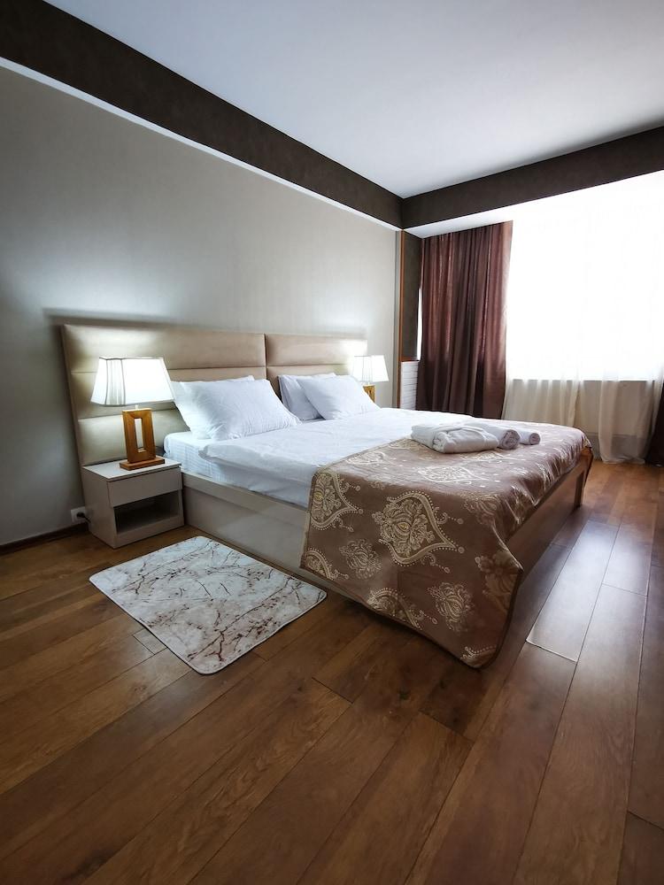 Pino Vere Palace Hotel - Room