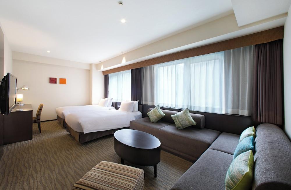 Holiday Inn Osaka Namba - Room