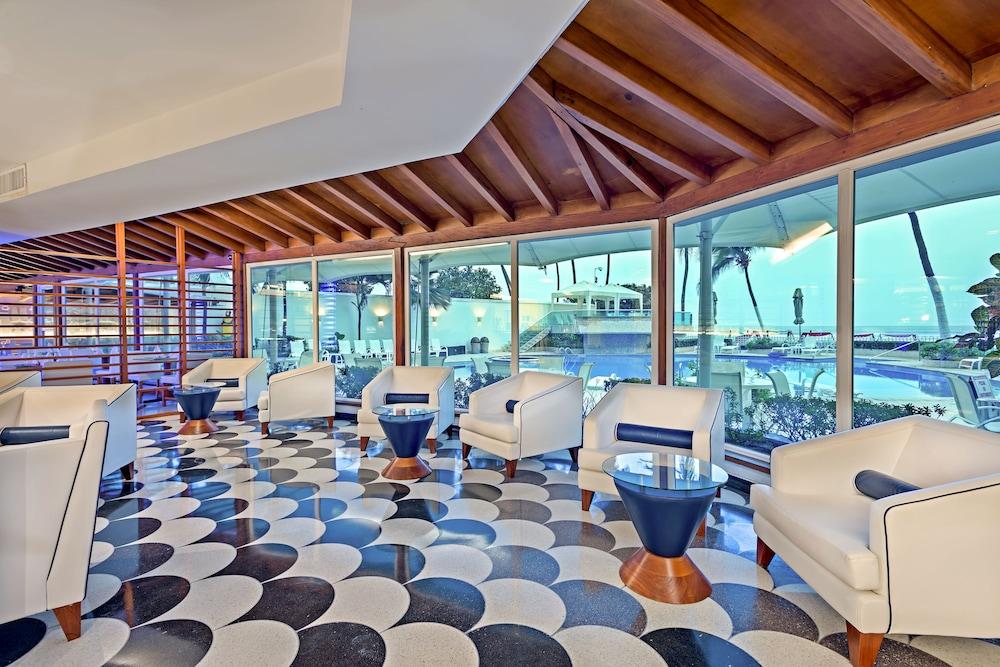 Hotel Dann Cartagena - Lobby Sitting Area