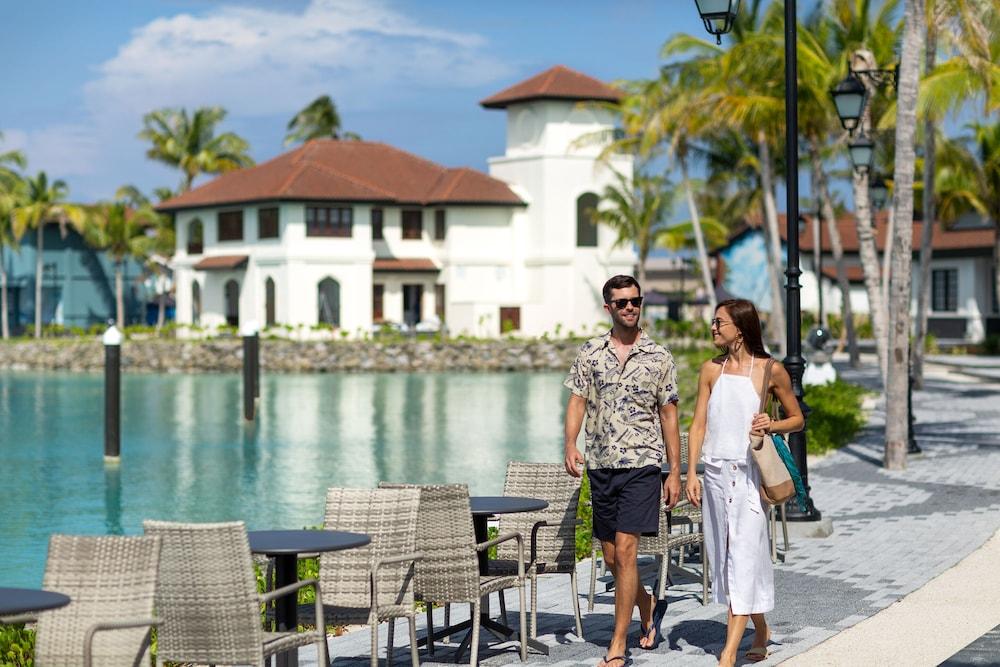 Hard Rock Hotel Maldives - Property Grounds