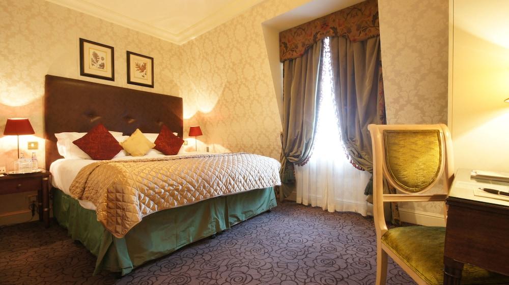 The Leonard Hotel - Room