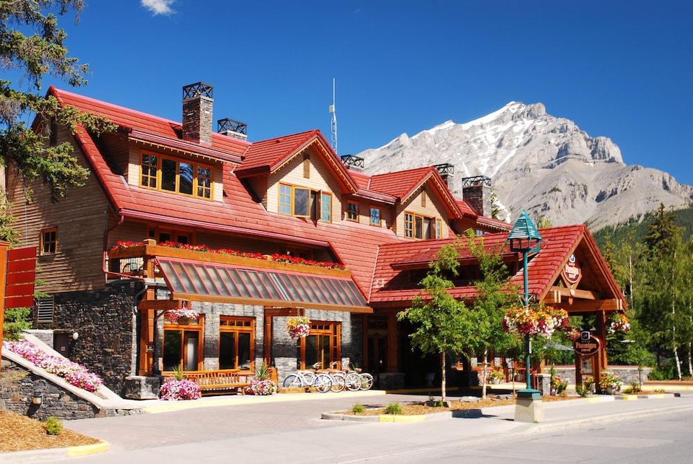 Banff Ptarmigan Inn - Featured Image