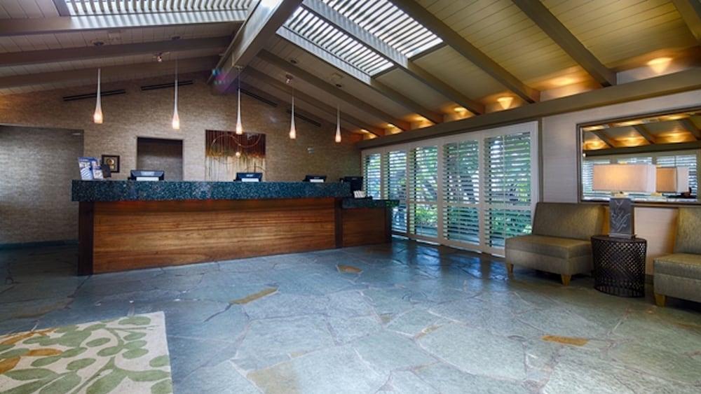 Best Western Plus Island Palms Hotel & Marina - Lobby