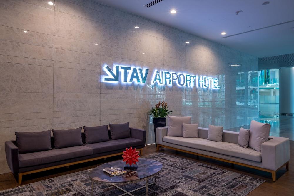 Tav Airport Hotel Izmir - Lobby Sitting Area