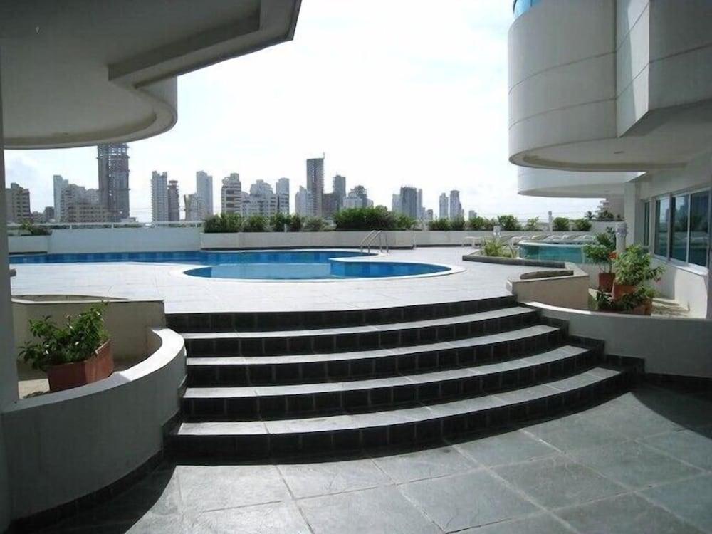Semi Penthouse Torres Del Lago - Outdoor Pool