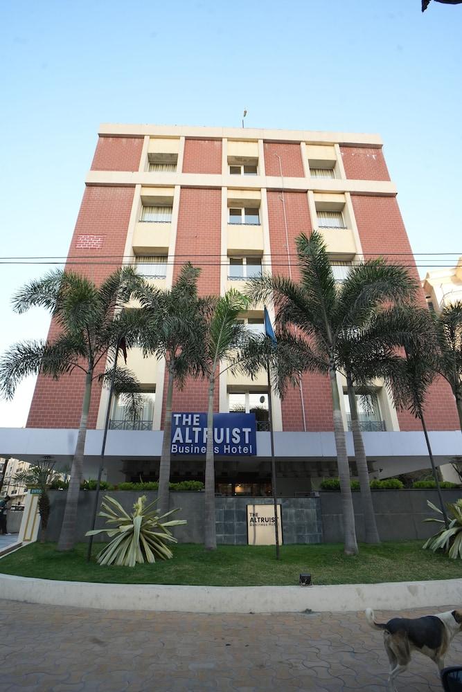 The Altruist Business Hotel - Exterior