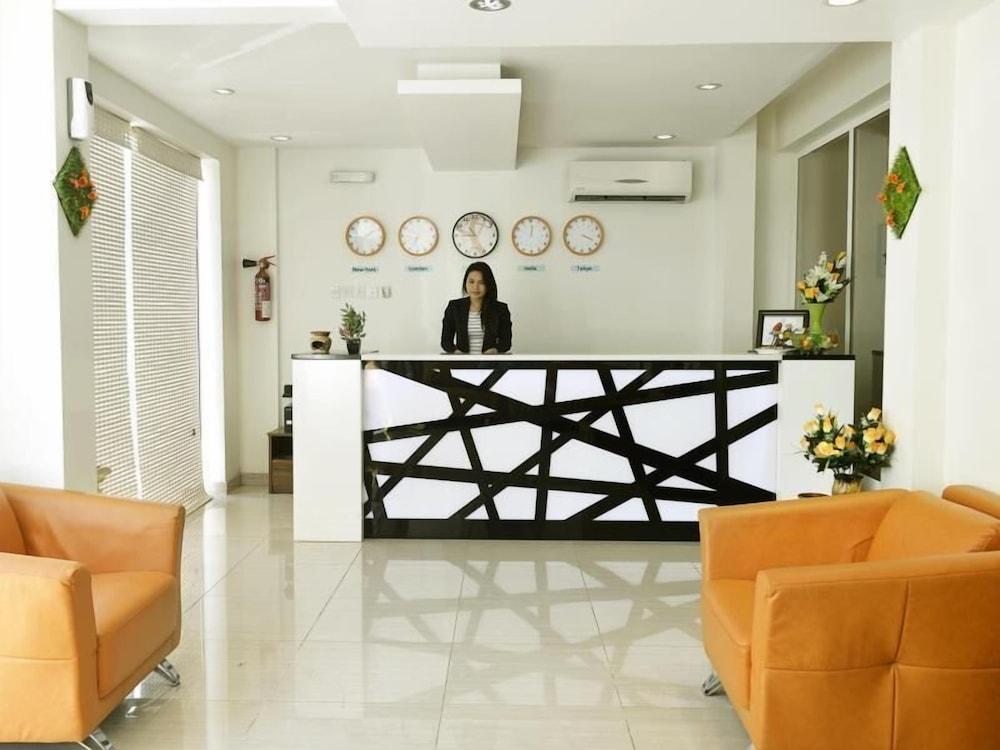 Al Sablah Hotel Apartment - Featured Image
