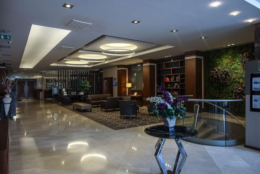 Best Western Premier Karsiyaka Convention & Spa Hotel - Lobby
