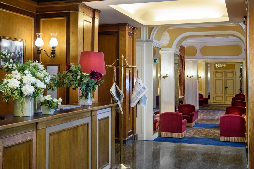 Bettoja Hotel Massimo D'Azeglio - Reception