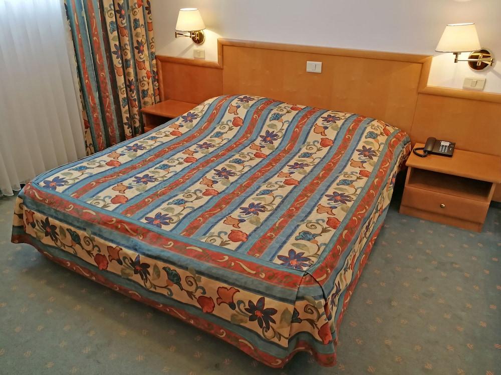 Hotel Cerkno - Room