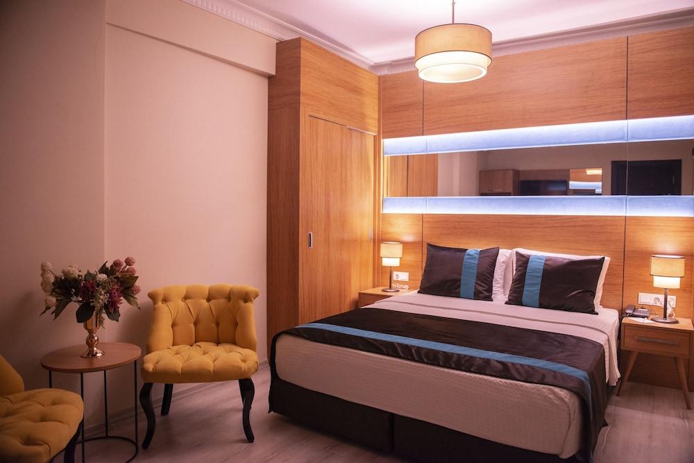 Karamans Sirkeci Suites Hotel - Room