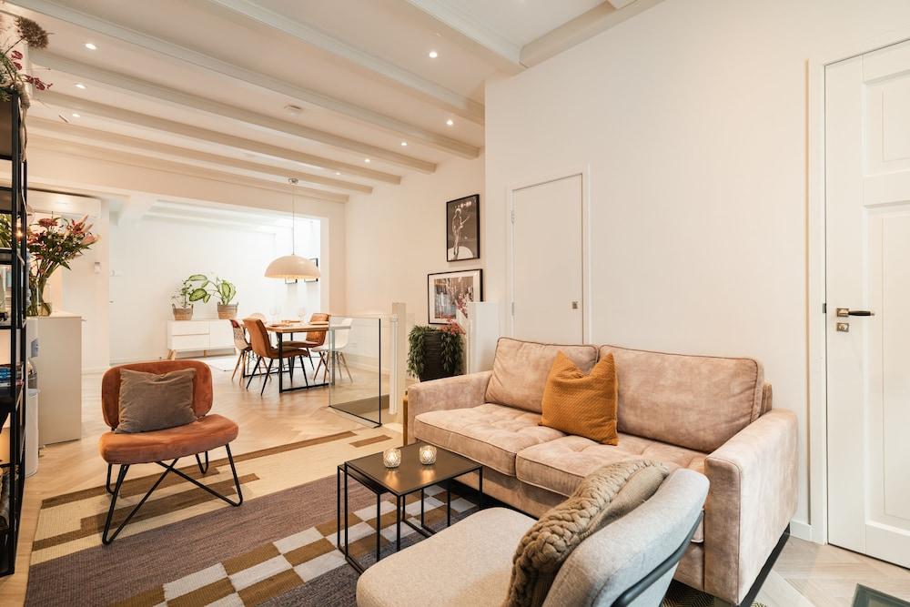 Leidse Square 5 Star Luxury Apartment - Living Area