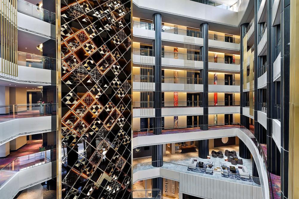 AlRayyan Hotel Doha, Curio Collection by Hilton - Featured Image