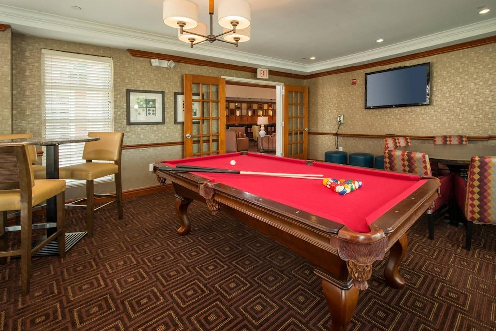 Residence Inn by Marriott Dulles Airport At Dulles 28 Centre - Game Room