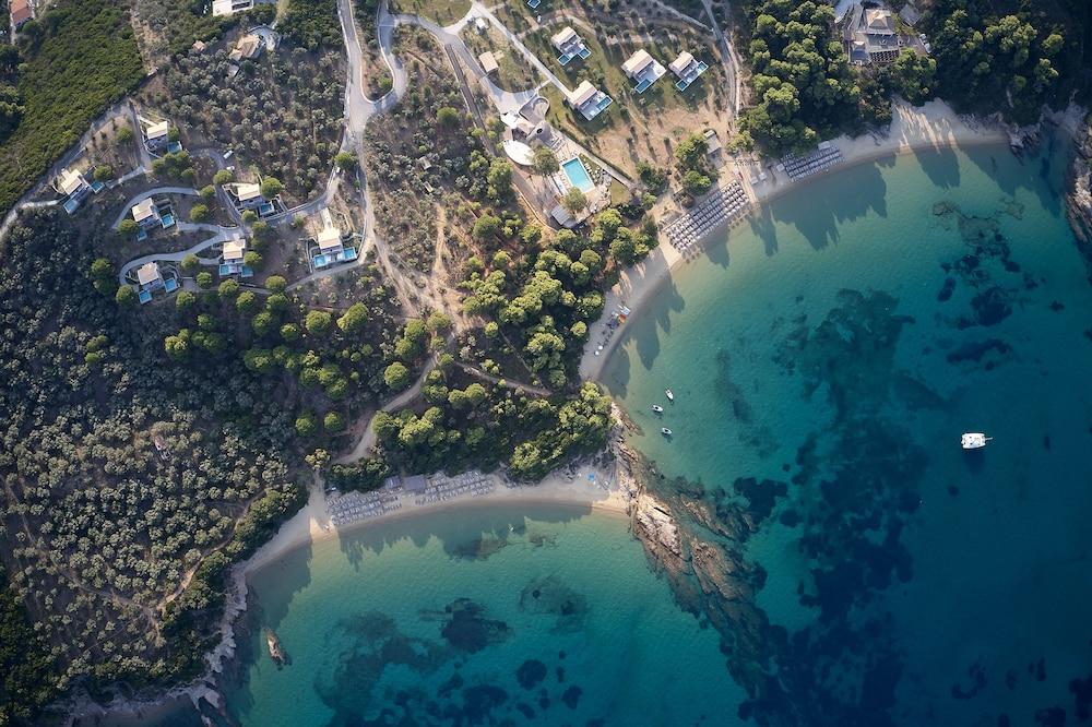 إليفي سكياثوس - Aerial View