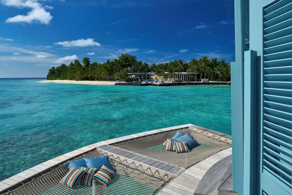 Raffles Maldives Meradhoo Resort - Exterior
