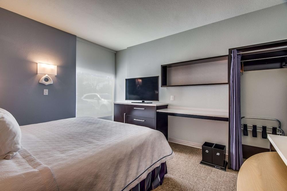 Home2 Suites by Hilton DFW Airport South/Irving, TX - Room