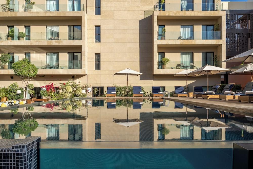 فندق راديسون بلو، مراكش كاريه عدن - Waterslide