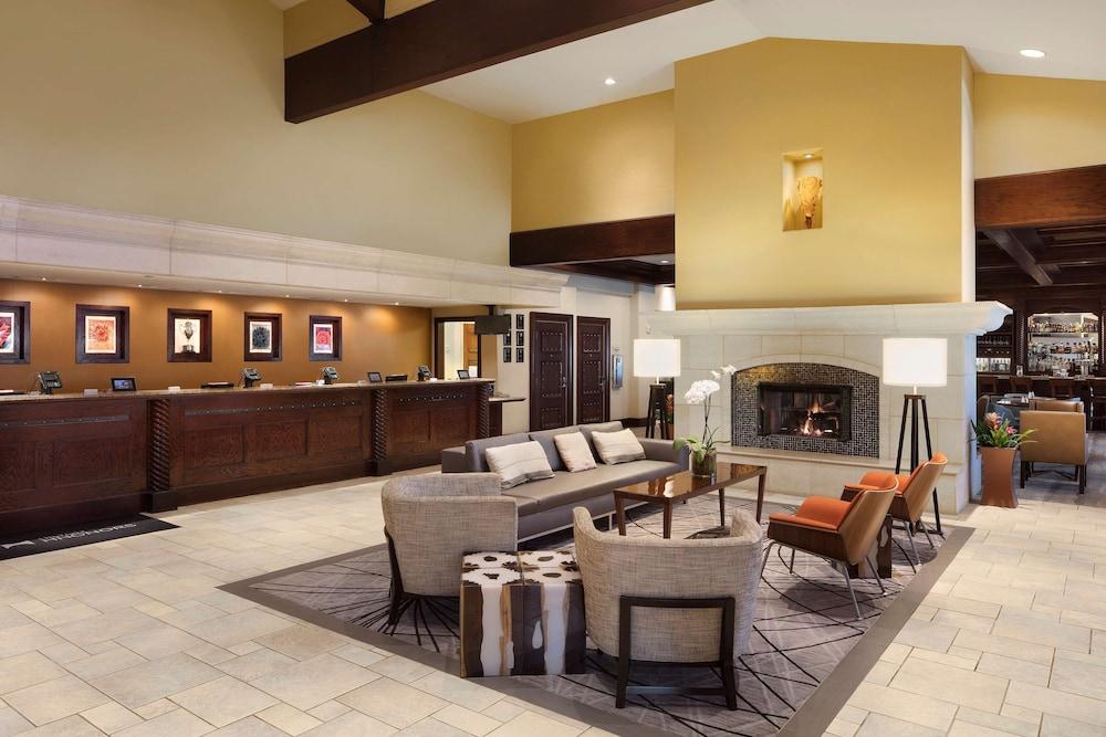 DoubleTree by Hilton Ontario Airport - Reception