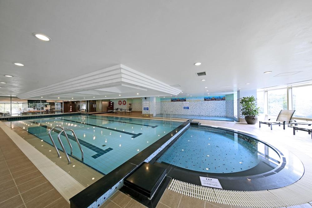 Orakai Insadong Suites - Pool