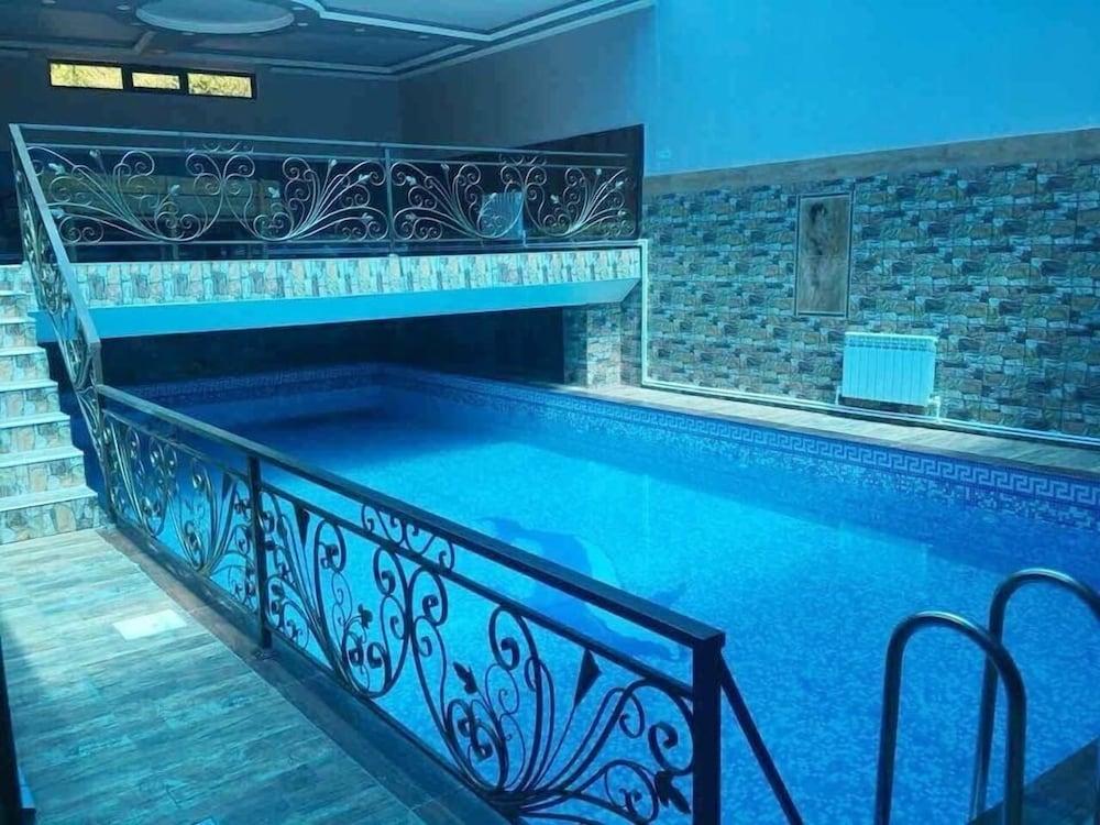 Erzrum Hotel And Restaurant Complex - Indoor Pool