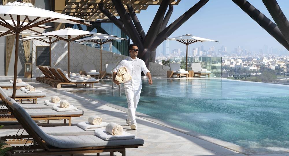 Four Seasons Hotel Kuwait at Burj Alshaya - Outdoor Pool