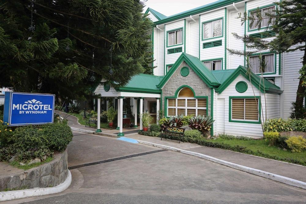 Microtel by Wyndham Baguio - Exterior