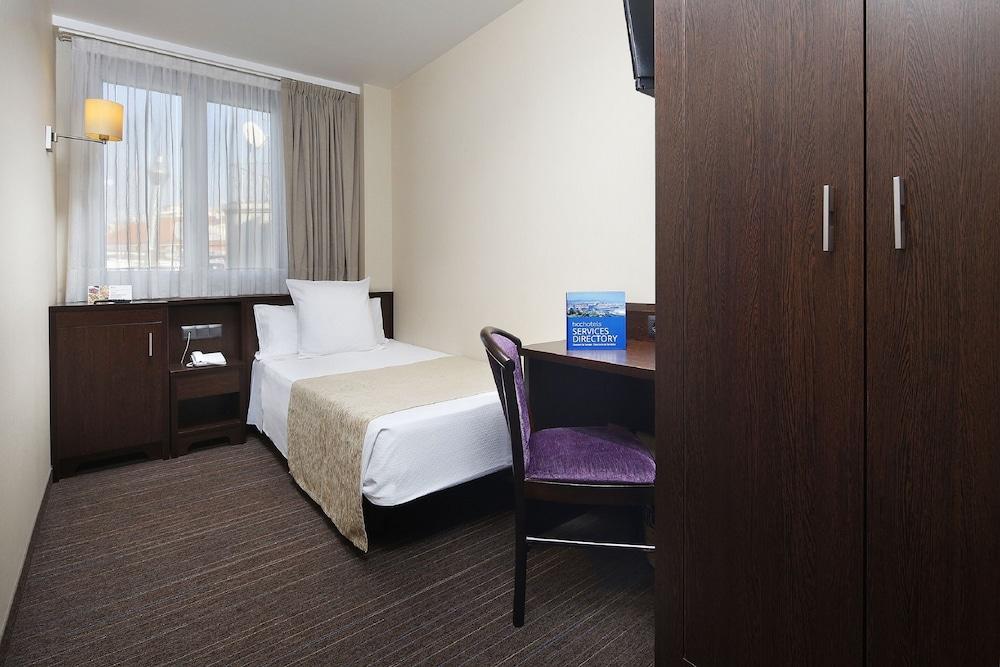Hotel Lugano - Room
