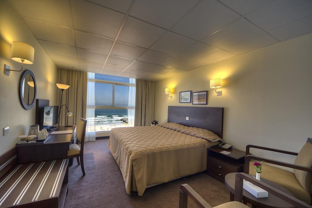 Ajman Beach Hotel - عجمان‎ - Room