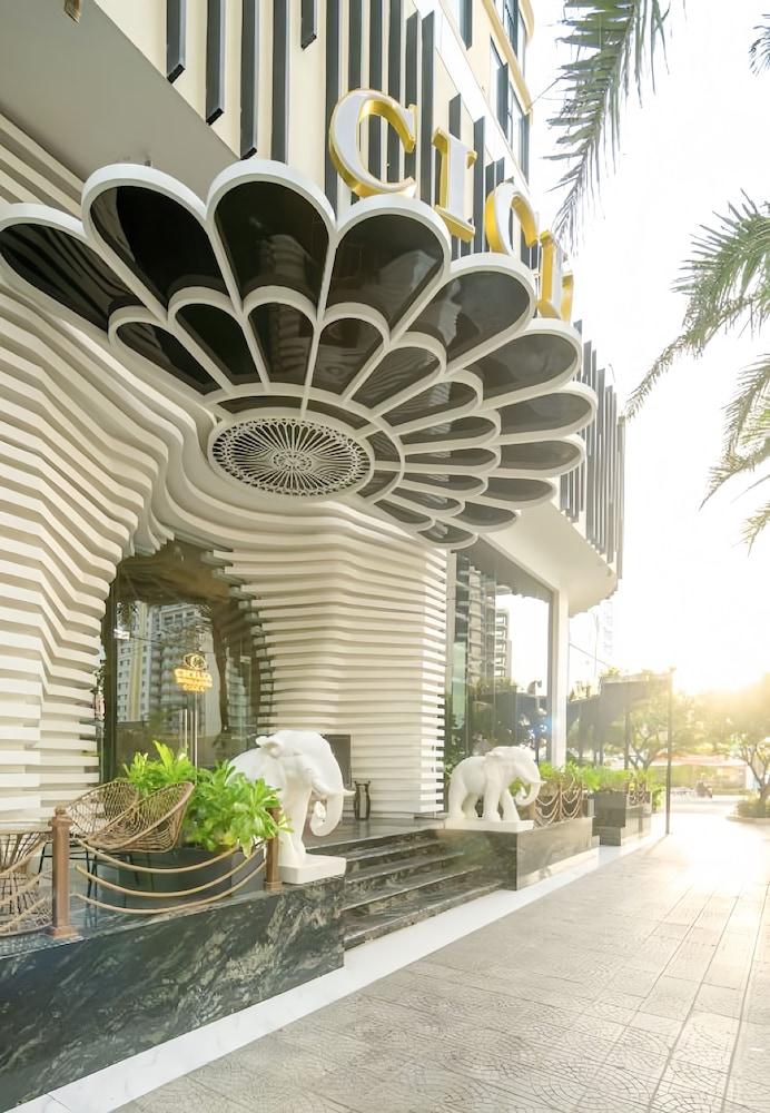 Cicilia Danang Hotel & Spa Powered by ASTON - Exterior