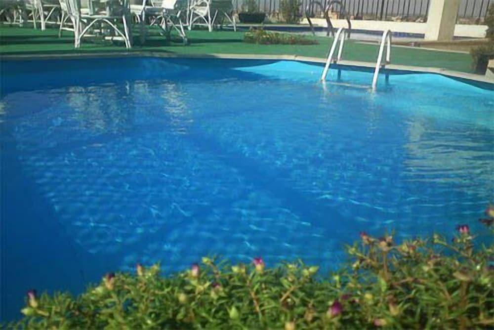 فندق رويال هاوس - Outdoor Pool