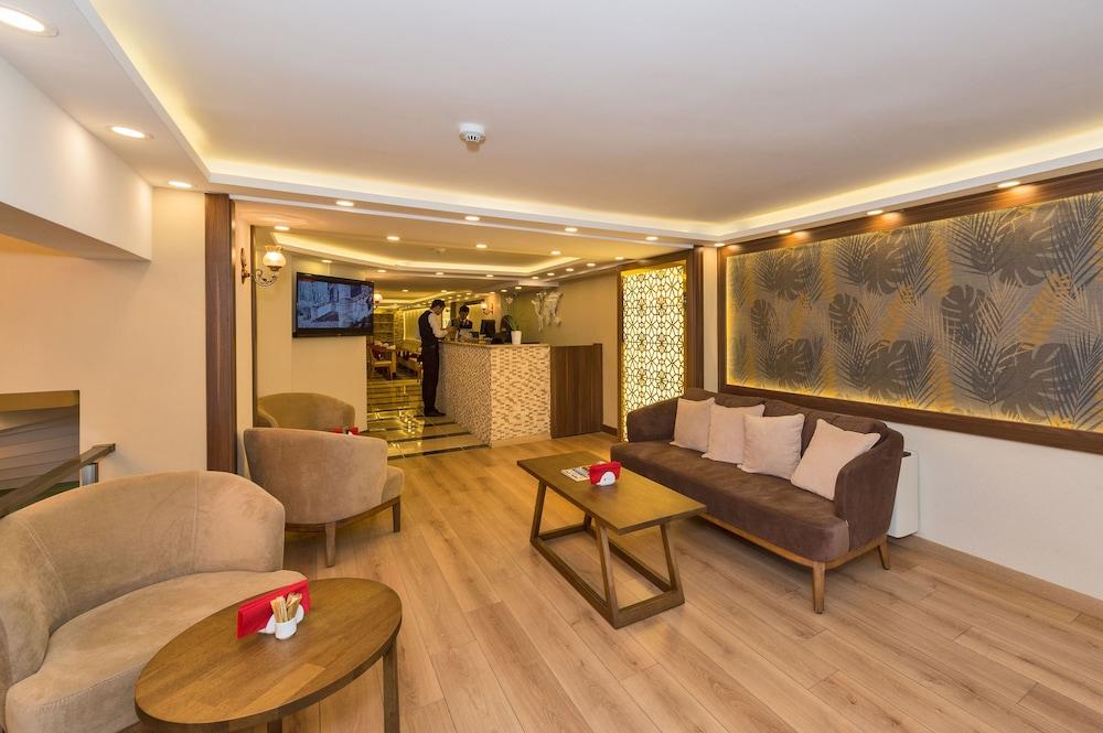 Marmara Place Old City Hotel - Lobby Sitting Area